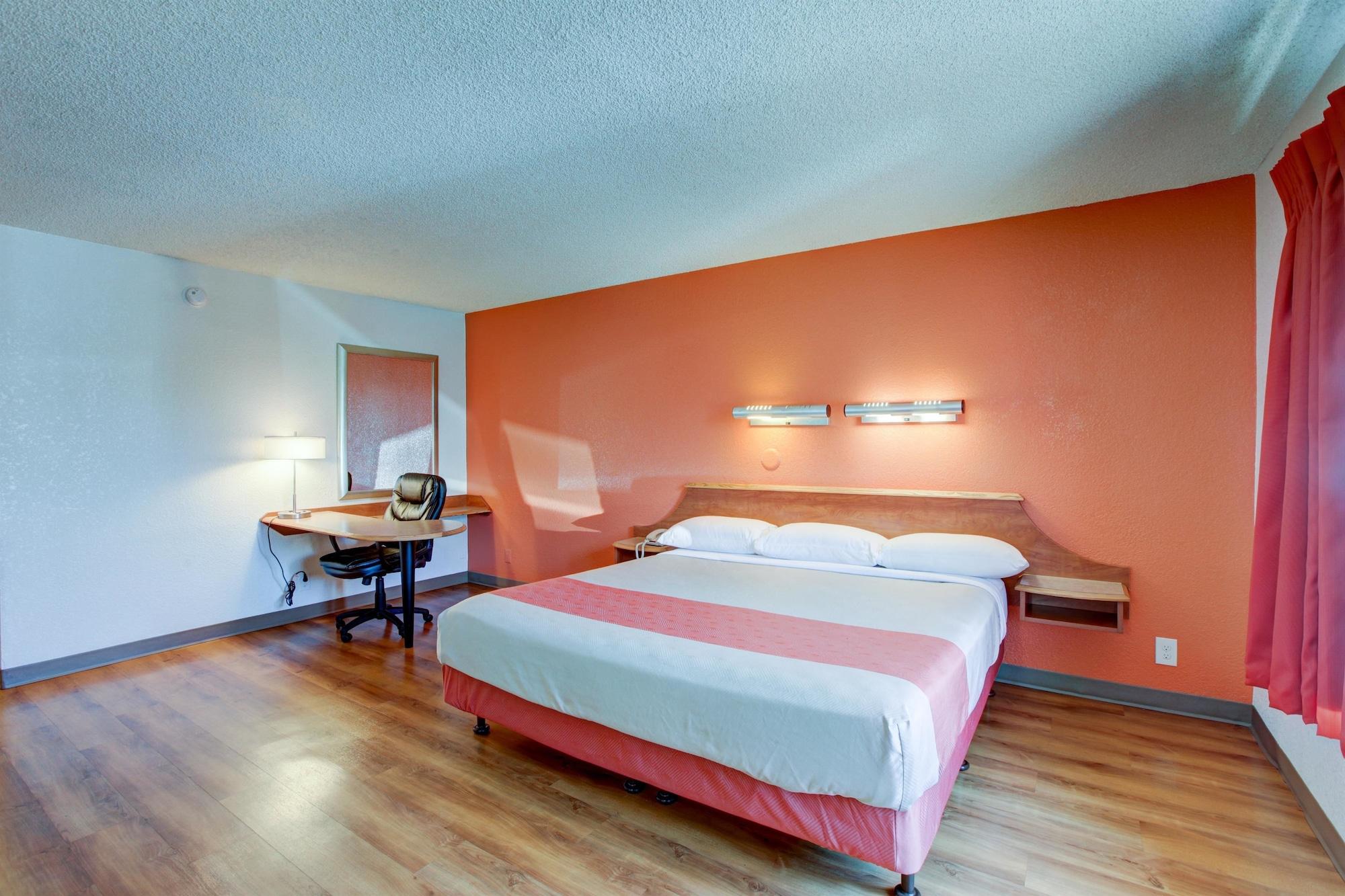 6-santa Ana, Ca - Irvine - Orange County Airport Hotel 2*