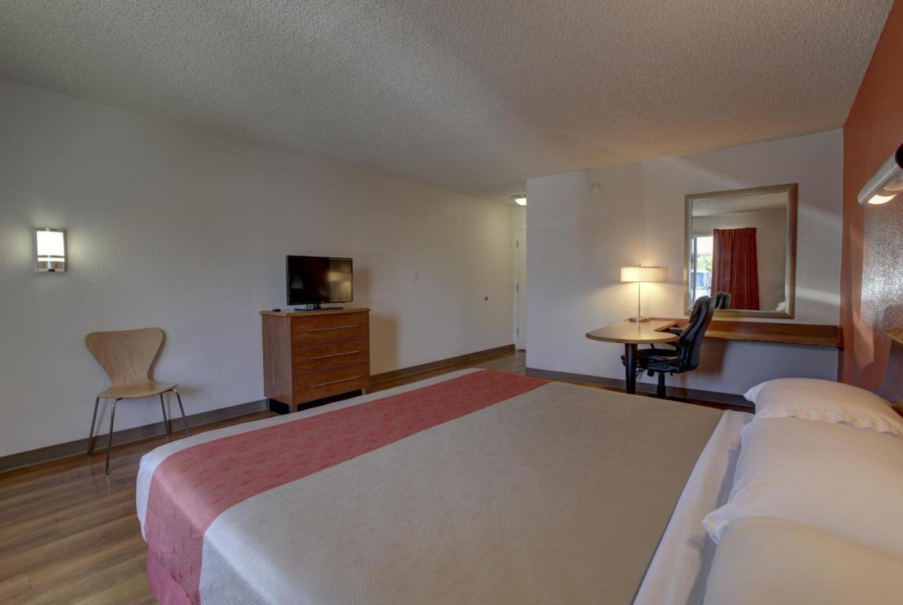 6-santa Ana, Ca - Irvine - Orange County Airport Hotel 2*
